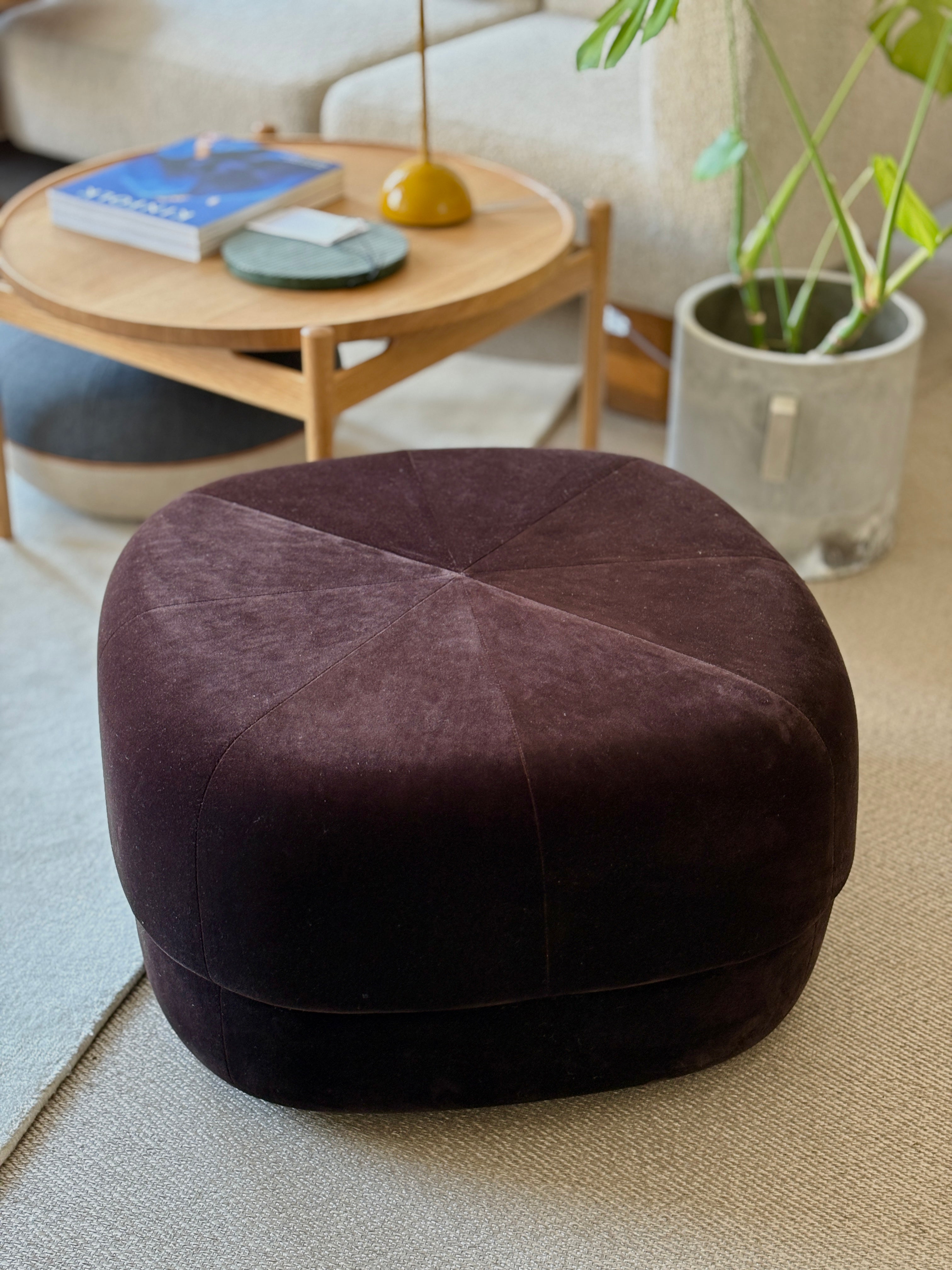 Circus Pouf Large Coffee