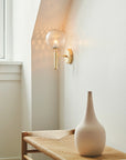 Miira Wall Light, Optic