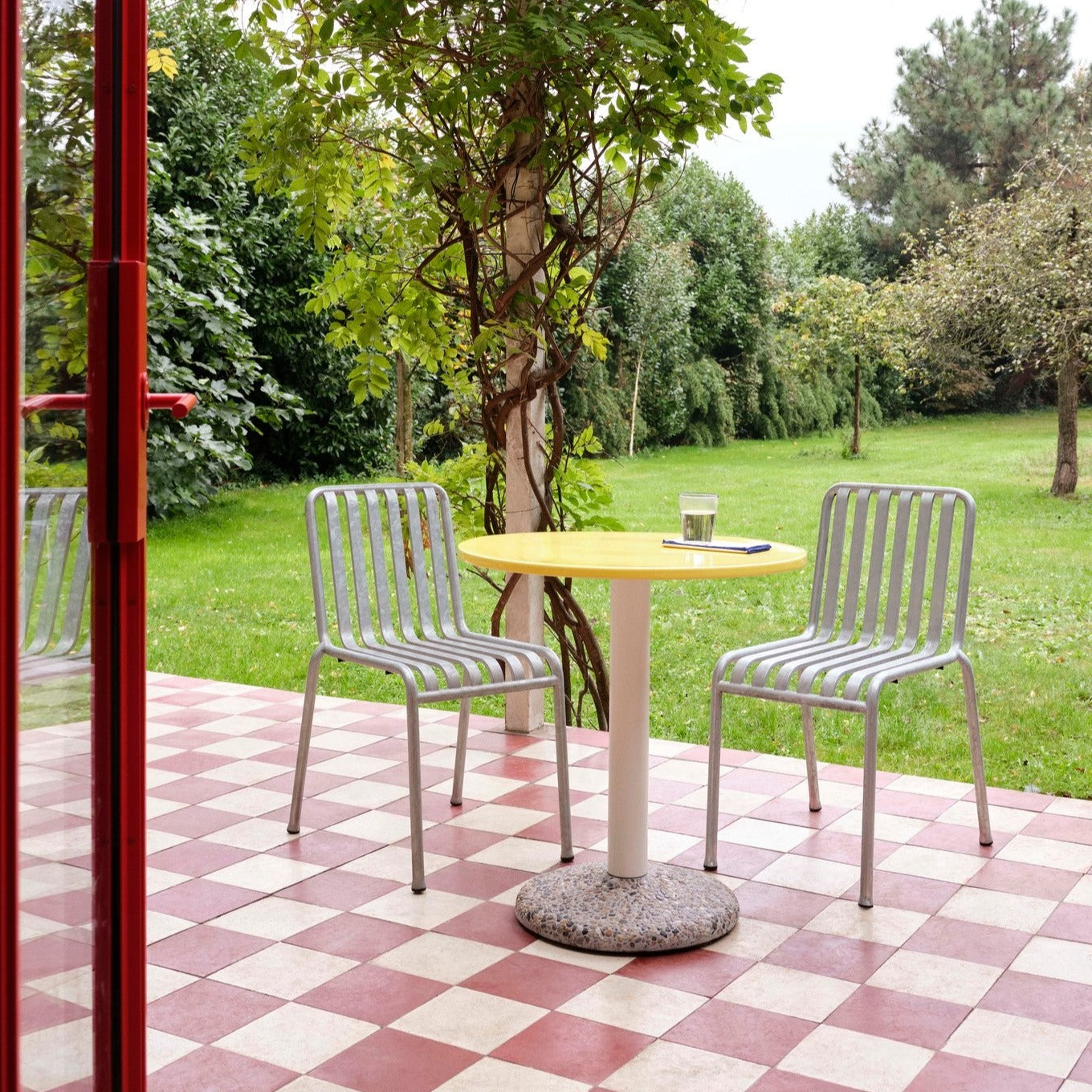 Ceramic Table, Ø70