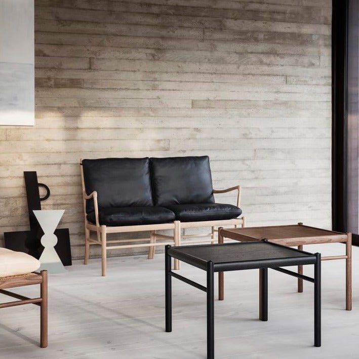 OW449 Colonial Coffee Table