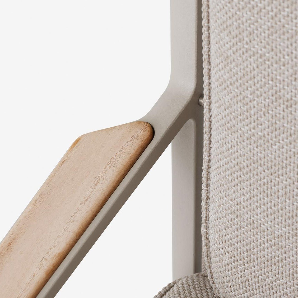 VIPP713 Open-Air lounge chair - Moleta Munro Limited