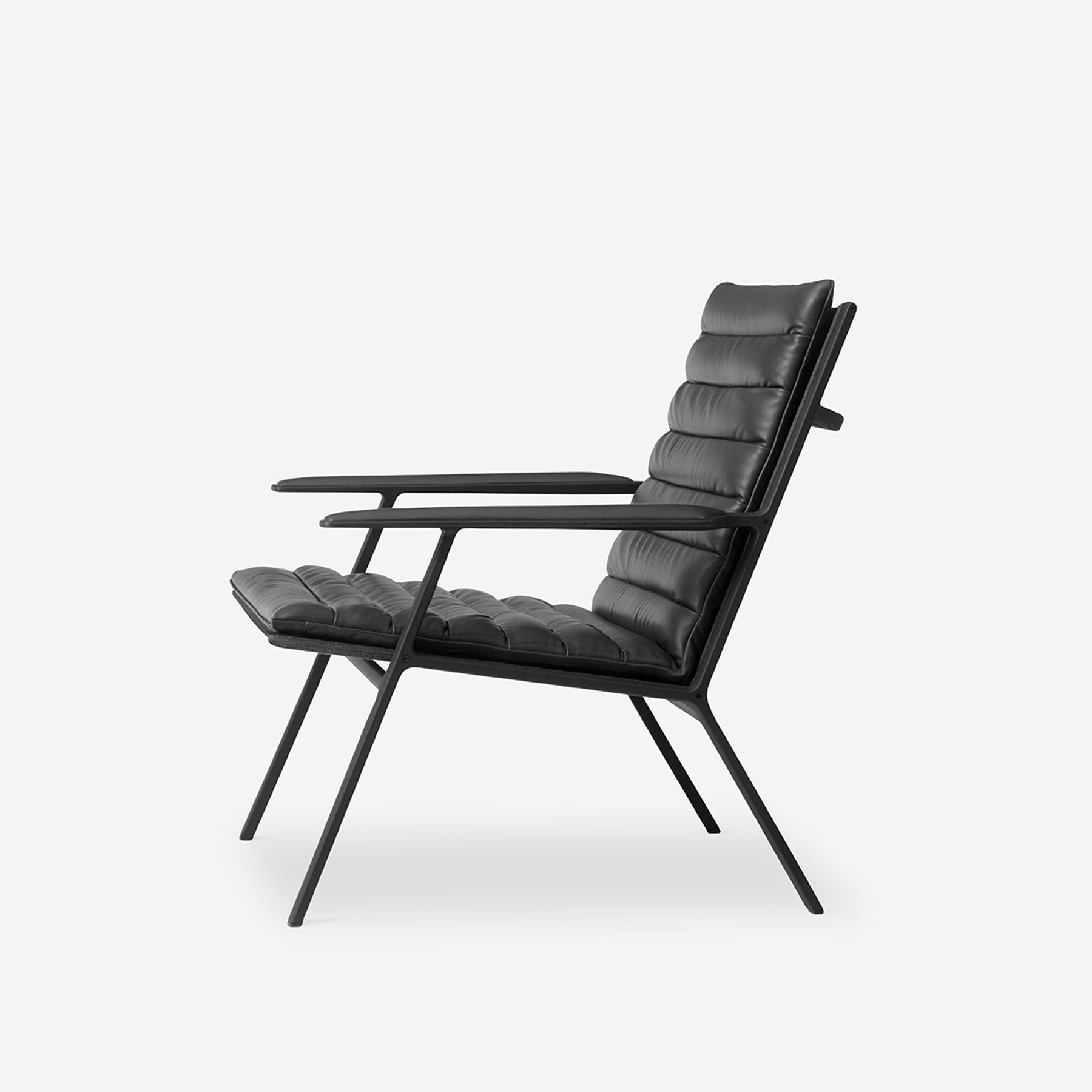 VIPP456 Lounge chair