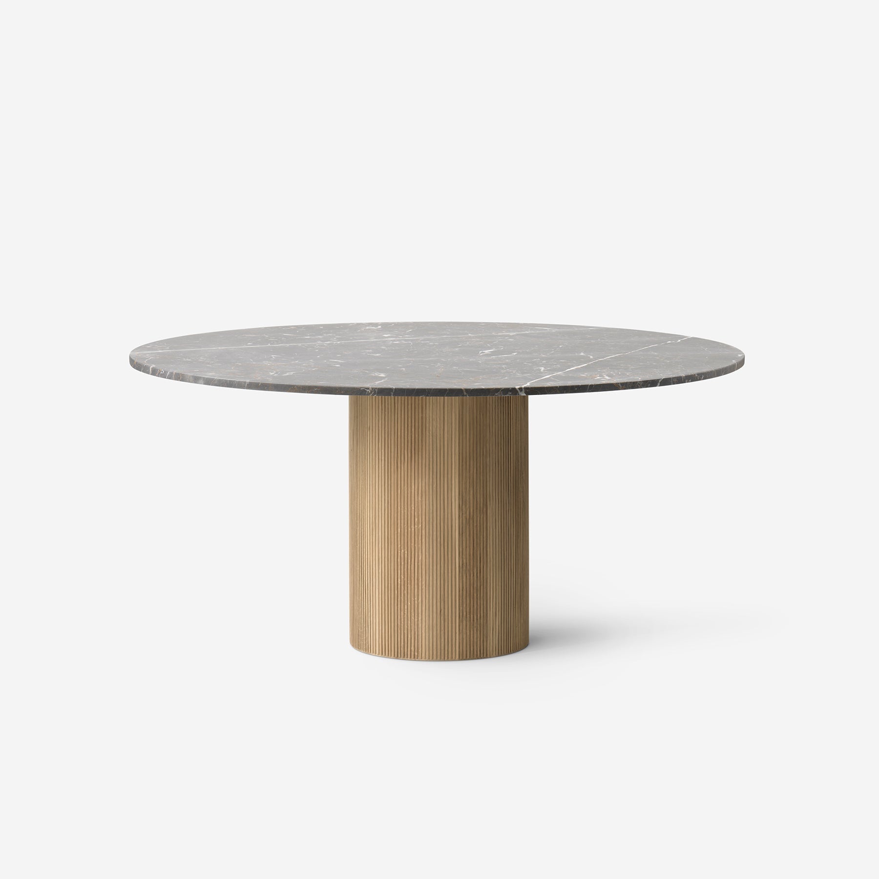 VIPP495 Cabin round table, light oak base