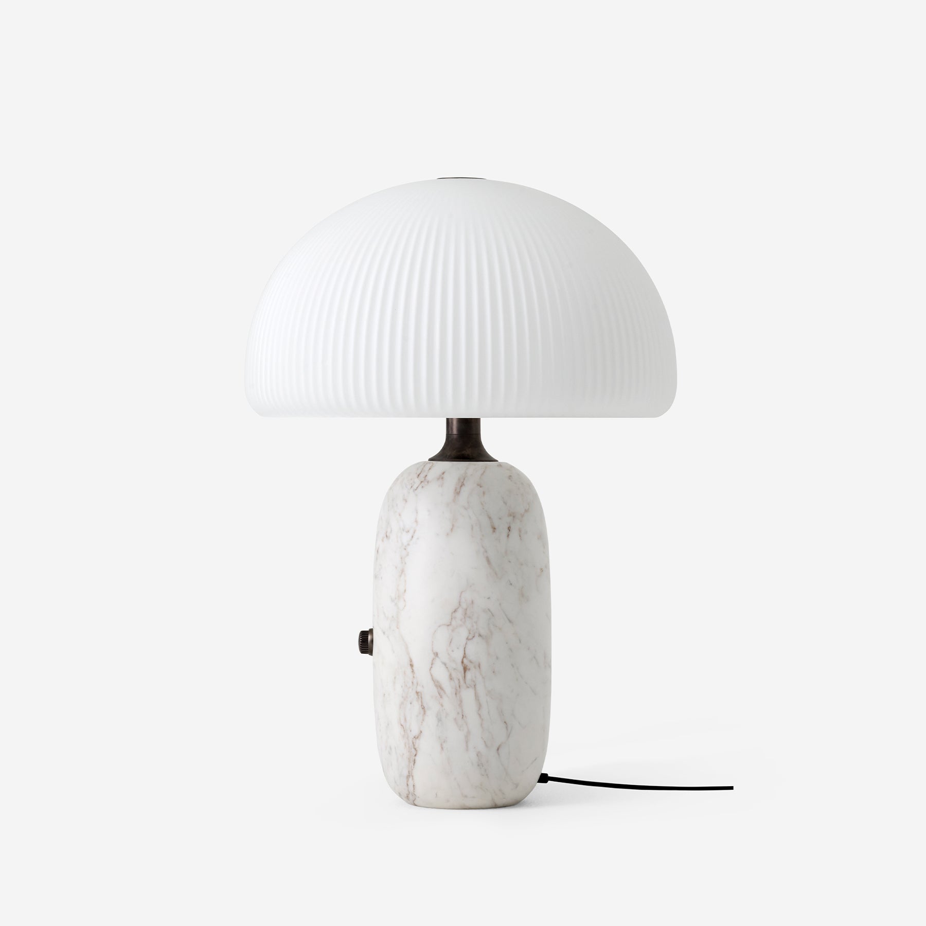 VIPP592 Sculpture table lamp - Moleta Munro Limited