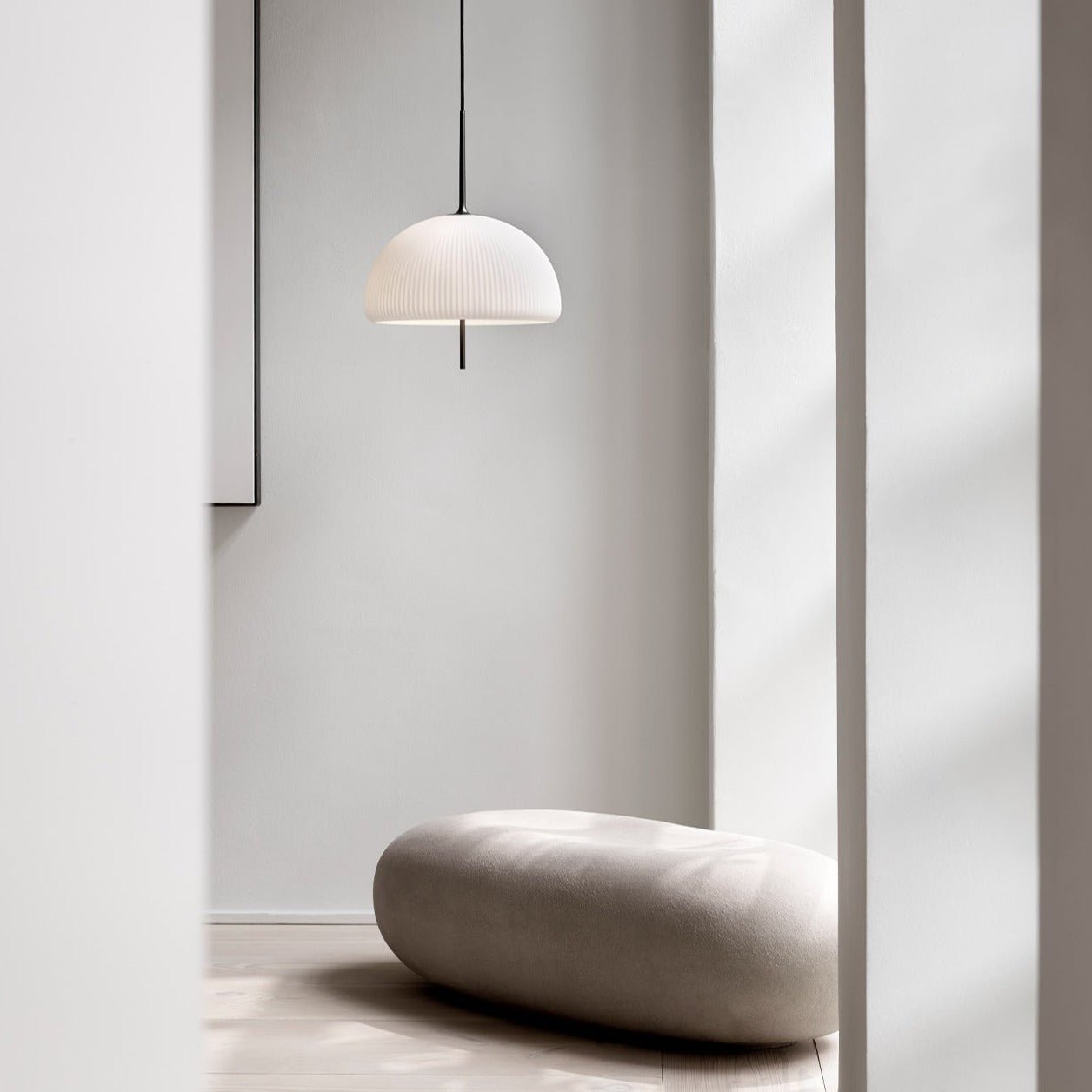 VIPP595 Sculpture Pendant - Moleta Munro Limited