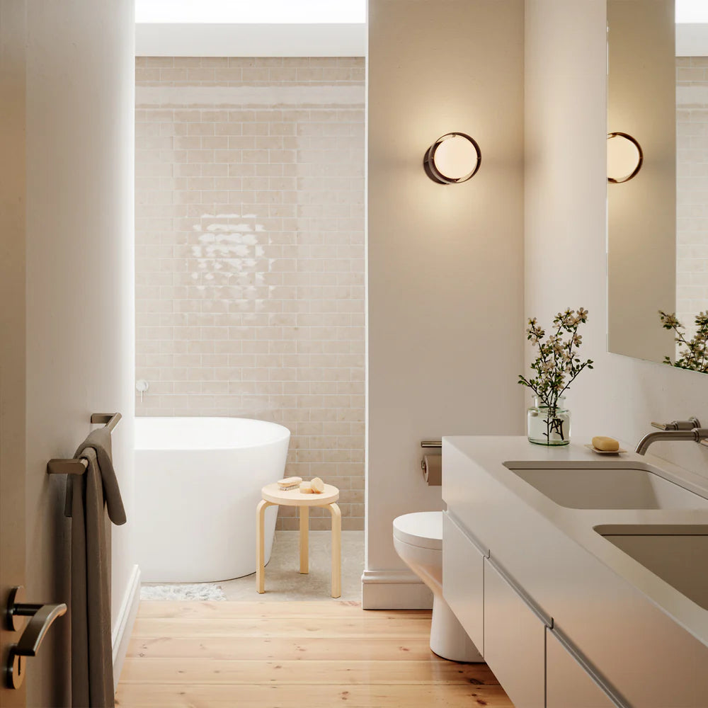 Loop Wall Light + Sphere IV