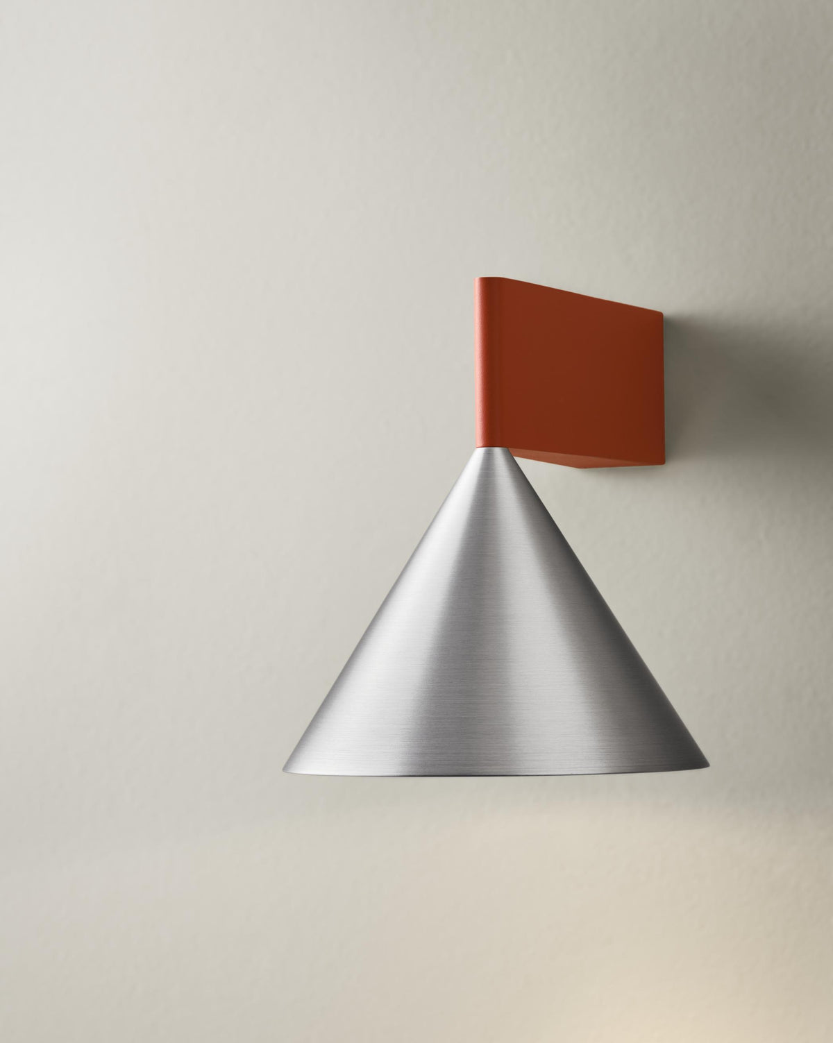 Apollo 14 Wall, Red orange, aluminium