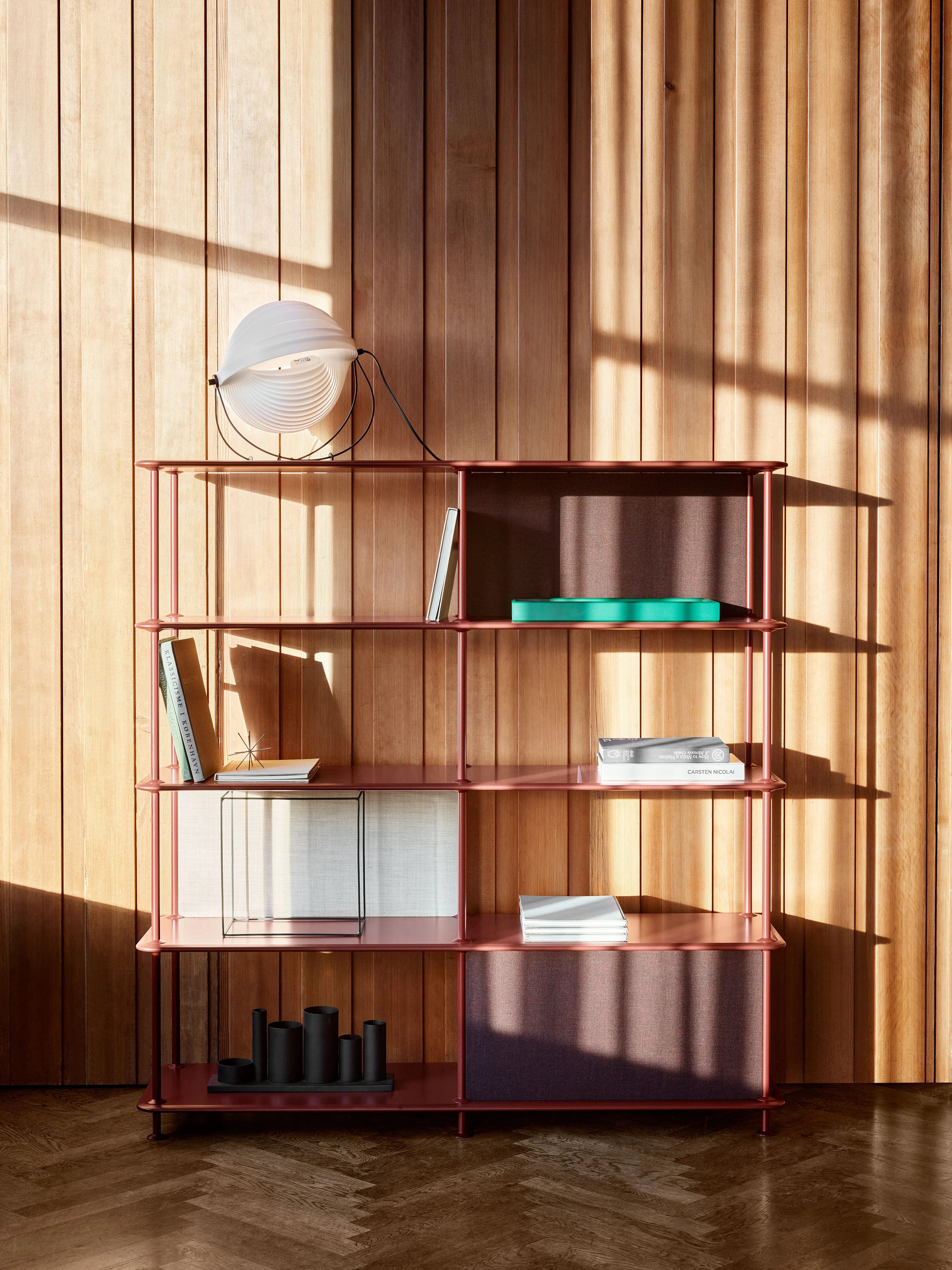 Montana Free, Shelving Unit